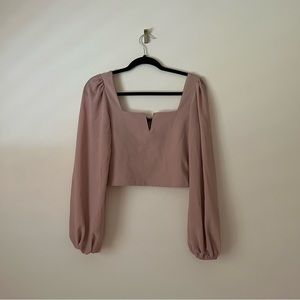 Chiffon sleeves crop top in dark pink size medium- M boutique
